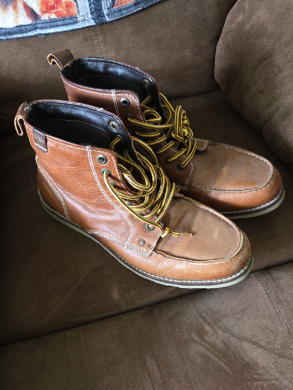 Crevo Buck LTH Caramel Boot Size 11